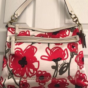 Coach poppy purse
